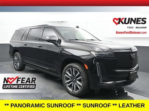 Used 2022 Cadillac Escalade ESV Sport Platinum AWD/4WD image 1