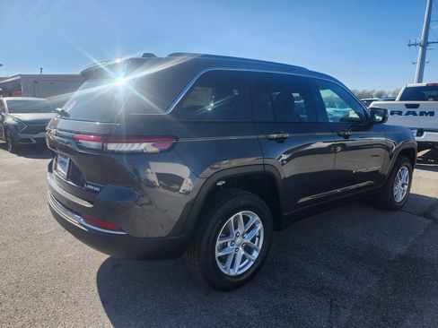 New 2025 Jeep Grand Cherokee Laredo X w/ Luxury Tech Group I image 4