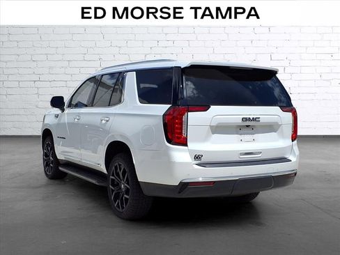 Used 2022 GMC Yukon SLT w/ SLT Luxury Package AWD/4WD image 3