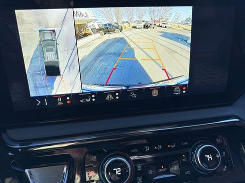 Used 2024 GMC Sierra 1500 AT4 w/ AT4 Premium Package image 17