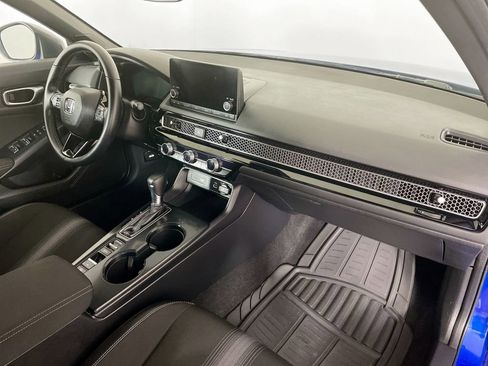 Used 2023 Honda Civic Sport image 27
