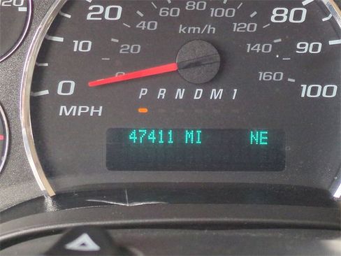 Certified 2021 Chevrolet Express 2500 Extended w/ Driver Convenience Package image 32