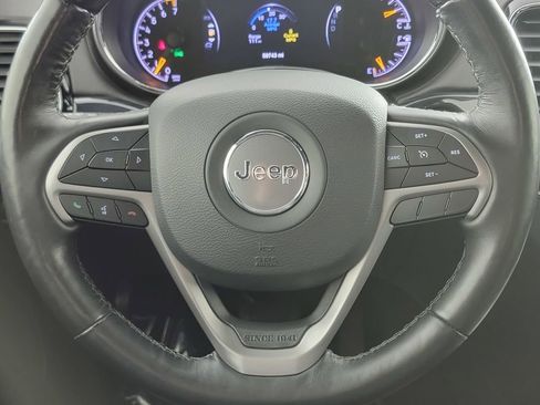 Used 2020 Jeep Grand Cherokee Overland image 27