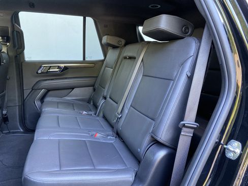 Used 2025 Chevrolet Tahoe LT AWD/4WD image 37