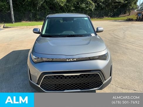 Used 2025 Kia Soul LX w/ LX Technology Package FWD image 10
