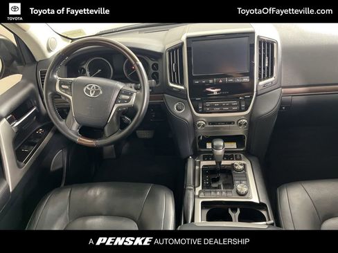 Used 2019 Toyota Land Cruiser AWD/4WD image 4