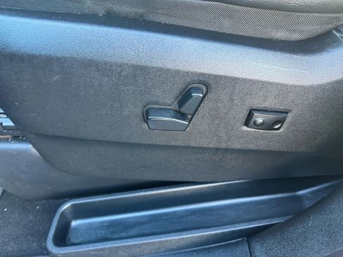 Used 2014 Dodge Grand Caravan R/T image 16