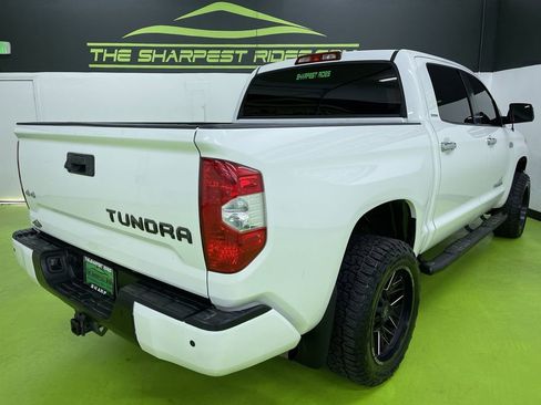 Used 2018 Toyota Tundra Limited w/ Limited Premium Package image 10