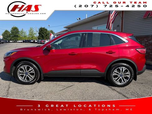 Used 2022 Ford Escape SEL w/ Technology Package AWD/4WD image 3
