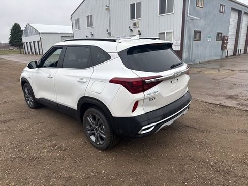 Used 2023 Kia Seltos S image 5