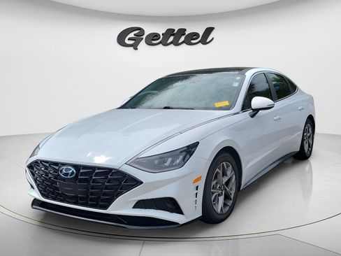 Used 2020 Hyundai Sonata SEL w/ Premium + Sunroof Package FWD image 2