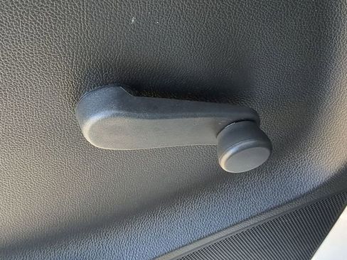 Used 2020 Chevrolet Sonic LT image 39