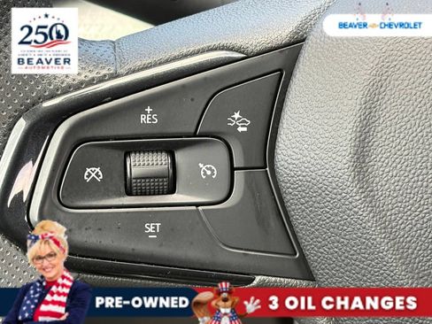 Used 2025 Chevrolet Trax LT FWD image 23