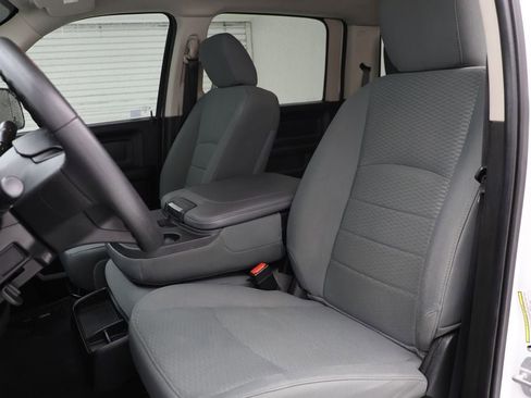 Used 2018 RAM 2500 Tradesman w/ Chrome Appearance Group image 20