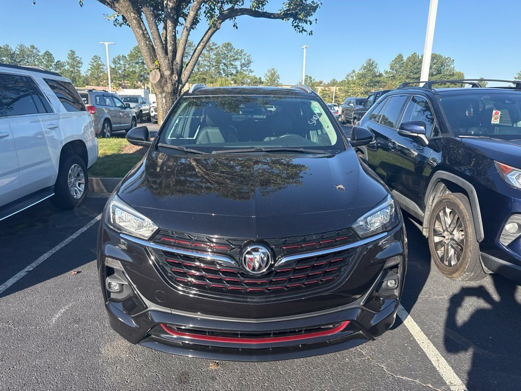 Used 2023 Buick Encore GX Select w/ Sport Touring Package FWD image 2