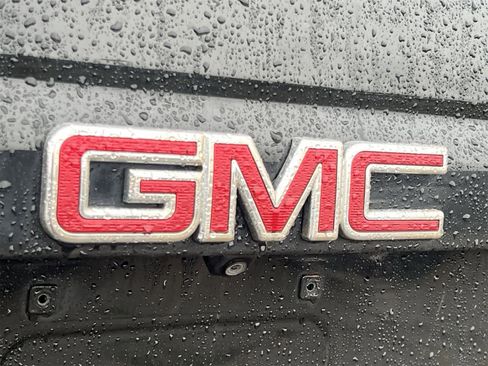 Used 2019 GMC Yukon XL SLT image 12