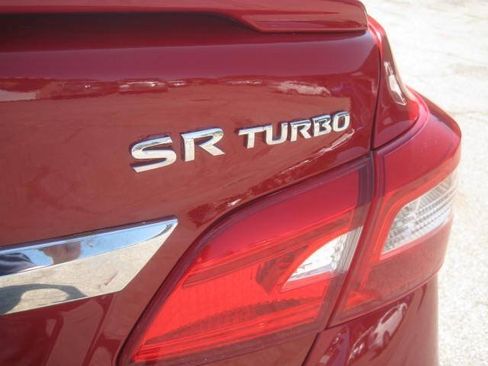 Used 2017 Nissan Sentra SR Turbo w/ SR Turbo Premium Package FWD image 11
