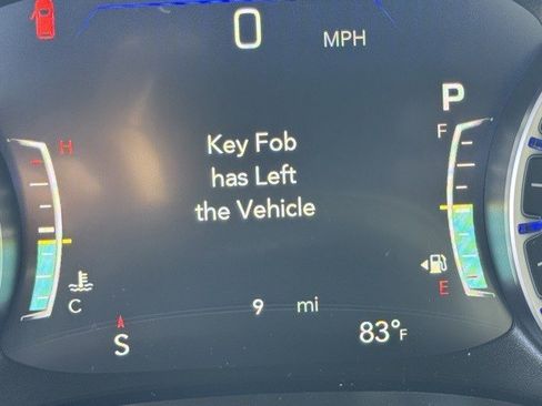 New 2026 Chrysler Pacifica Select image 13