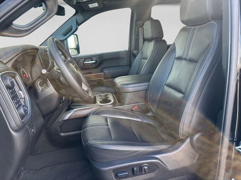 Used 2023 Chevrolet Silverado 2500 High Country w/ Z71 Off-Road Package image 10