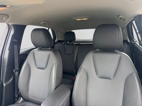 Used 2023 Buick Encore GX Preferred w/ Cold Weather Comfort Package image 17