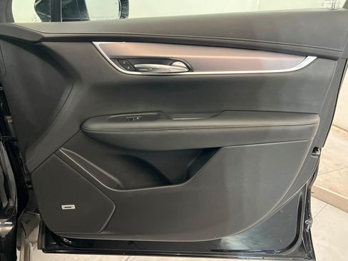 Used 2022 Cadillac XT6 Luxury FWD image 25
