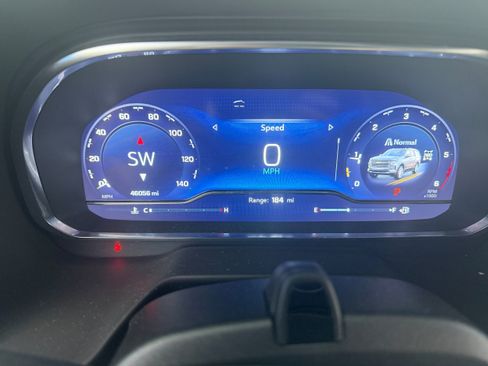 Used 2023 Chevrolet Tahoe High Country w/ Advanced Technology Package image 17