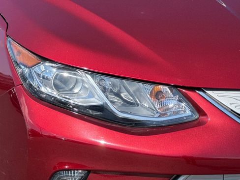 Used 2017 Chevrolet Volt Premier w/ Driver Confidence II Package image 45