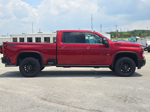 Used 2025 Chevrolet Silverado 2500 LTZ w/ Trail Boss Package AWD/4WD image 6