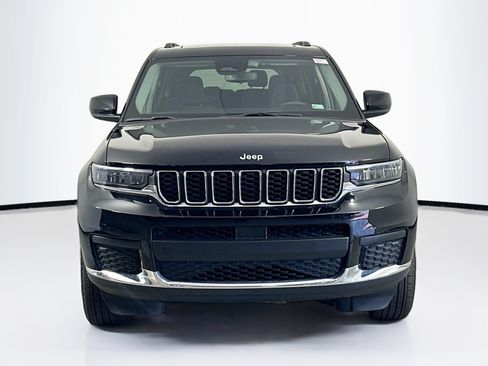 Used 2023 Jeep Grand Cherokee L Laredo RWD image 2