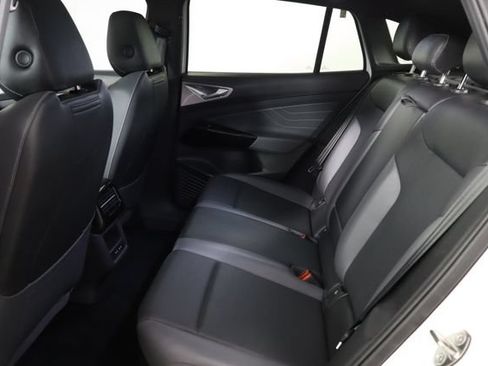 Used 2023 Volkswagen ID.4 Pro S RWD image 14