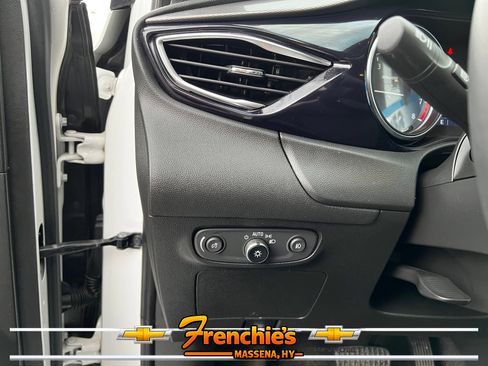 Used 2023 Buick Encore GX Preferred w/ Cold Weather Comfort Package AWD/4WD image 11