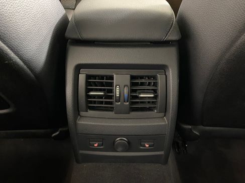 Used 2013 BMW 328i xDrive Sedan image 28