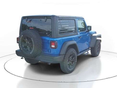 Used 2022 Jeep Wrangler Sport AWD/4WD image 3