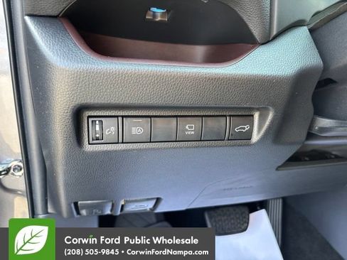 Used 2019 Toyota RAV4 Limited w/ Advanced Technology Package AWD/4WD image 15