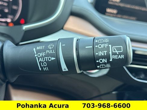 Certified 2024 Acura MDX w/ Technology Package AWD/4WD image 11