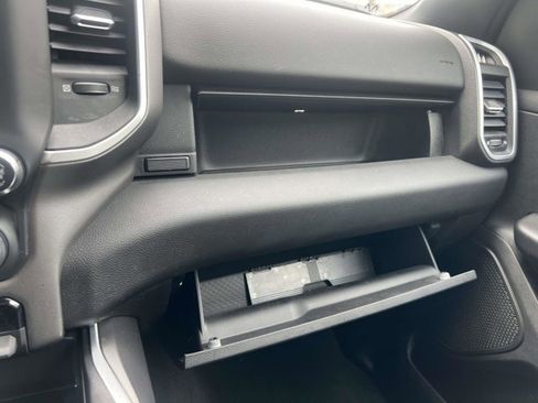 Certified 2022 RAM 1500 Big Horn AWD/4WD image 33