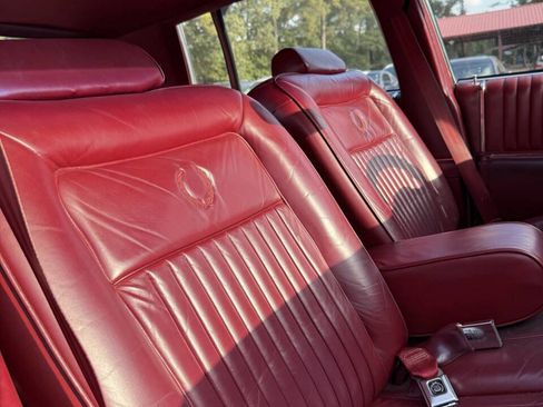 Used 1989 Cadillac Brougham image 26