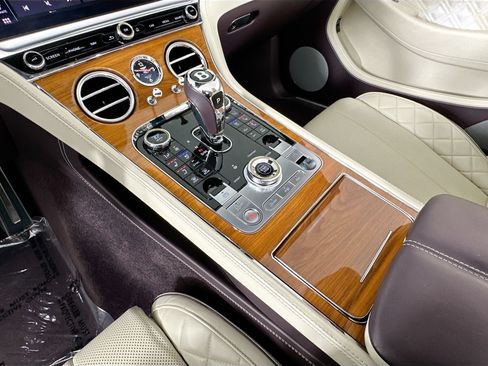 Certified 2022 Bentley Continental GT AWD/4WD image 16