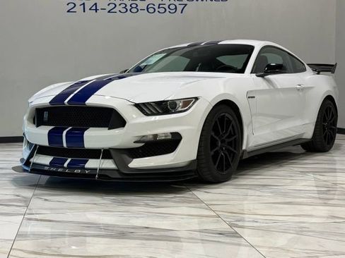 Used 2016 Ford Mustang Shelby GT350 w/ Technology Package RWD image 2