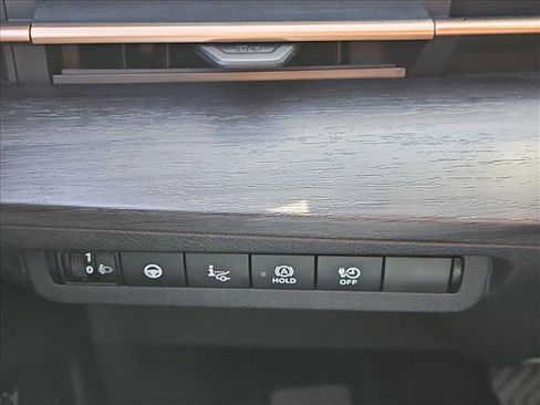 Certified 2024 Nissan Ariya AWD image 16