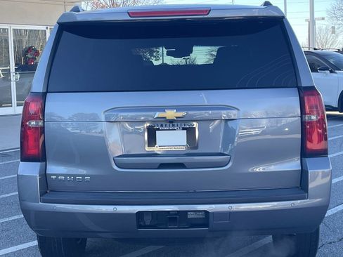 Used 2019 Chevrolet Tahoe LT image 3