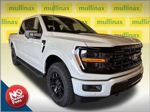 New 2026 Ford F150 XLT w/ Equipment Group 302A MID AWD/4WD image 1