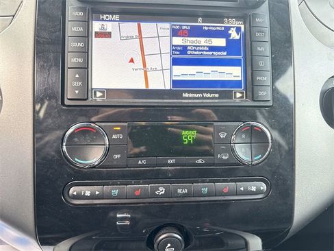 Used 2013 Ford Expedition EL Limited image 17