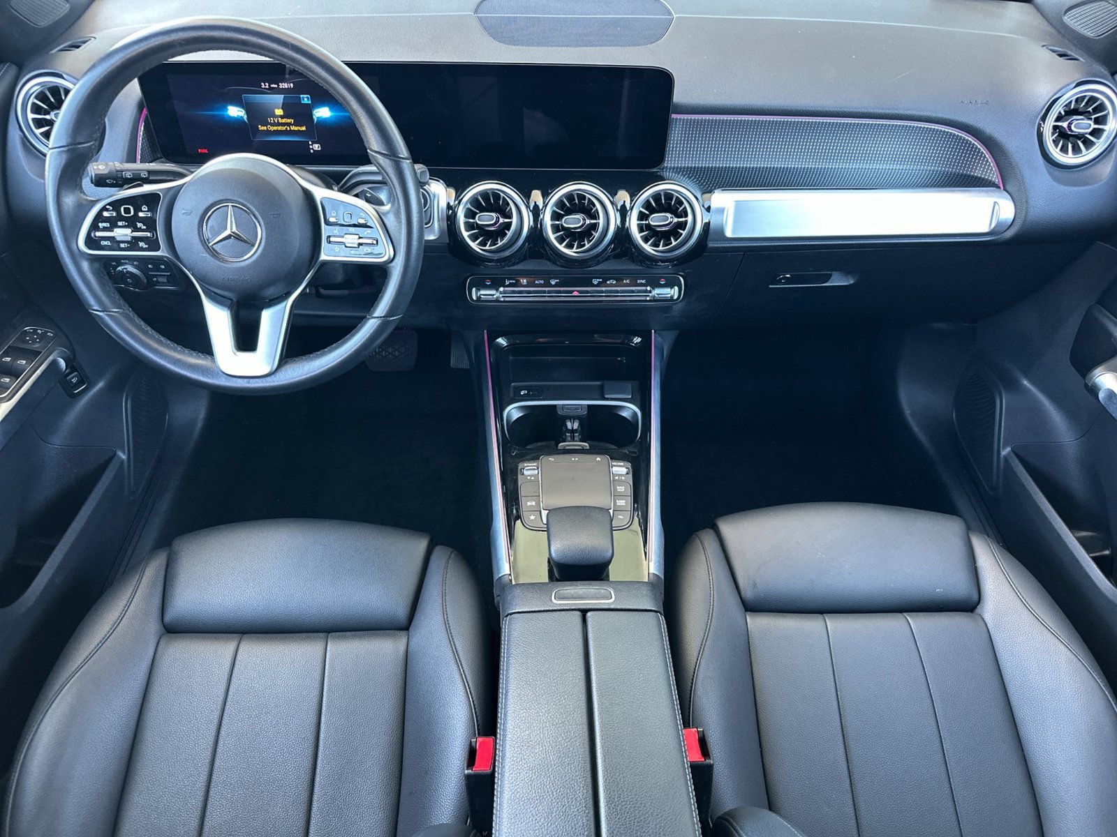 Used 2023 Mercedes-Benz GLB 250 w/ Premium Package image 13