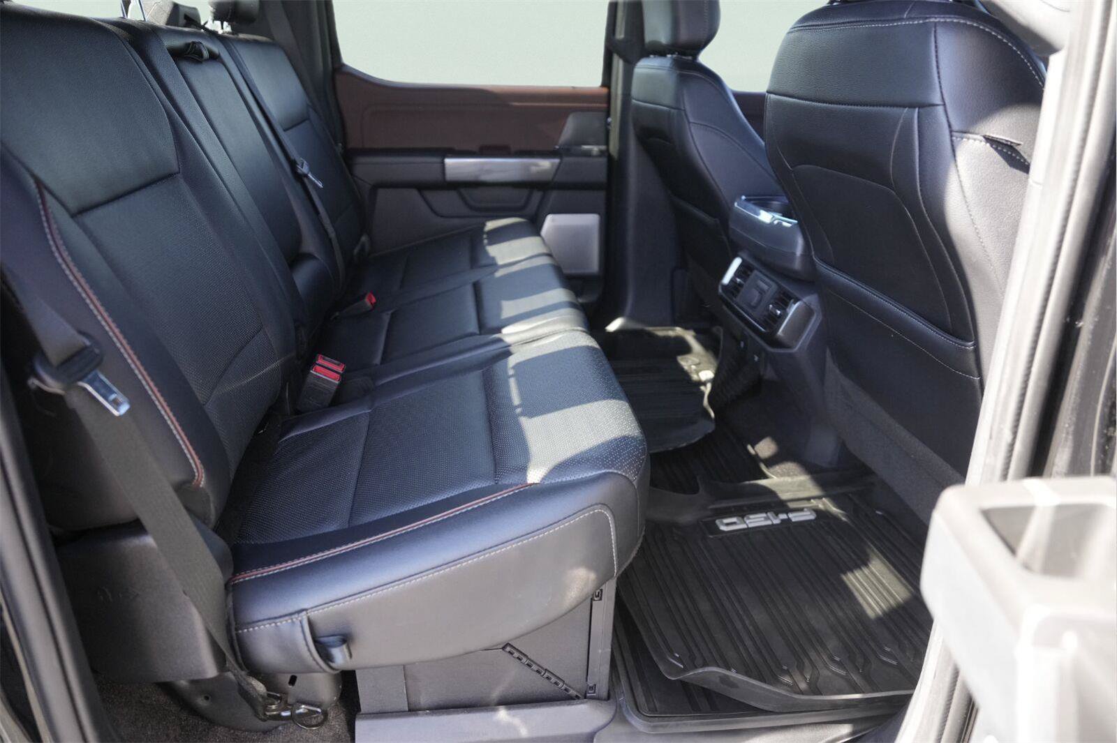 Used 2022 Ford F150 Lariat w/ Equipment Group 502A High AWD/4WD image 16