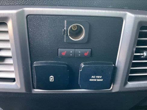 Used 2017 Ford F250 Platinum w/ Platinum Ultimate Package AWD/4WD image 30