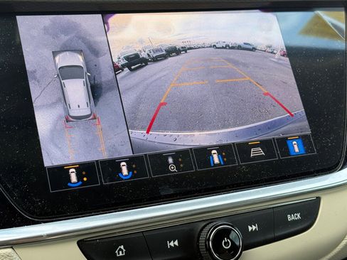 Used 2020 Buick Encore GX Essence w/ Experience Buick Package image 21