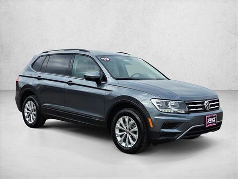 Used 2019 Volkswagen Tiguan S w/ Driver Assistance Package image 5