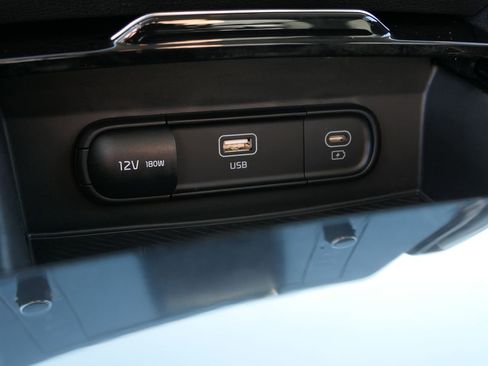 Used 2023 Kia Sportage LX image 20