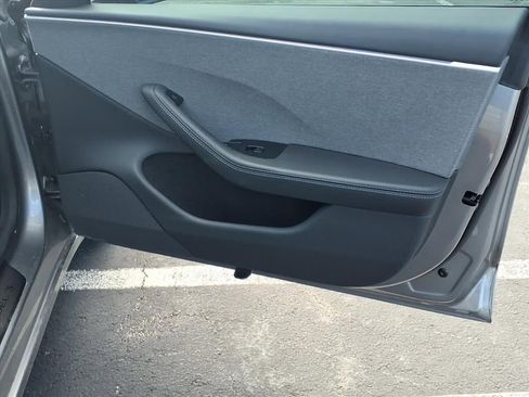 Used 2025 Tesla Model 3 Long Range RWD image 18